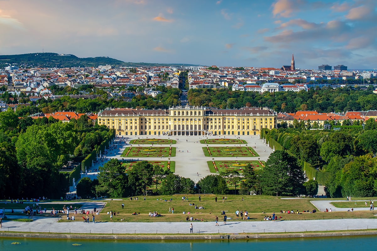 The Baroque Masterpiece: How Schönbrunn Palace Was Built